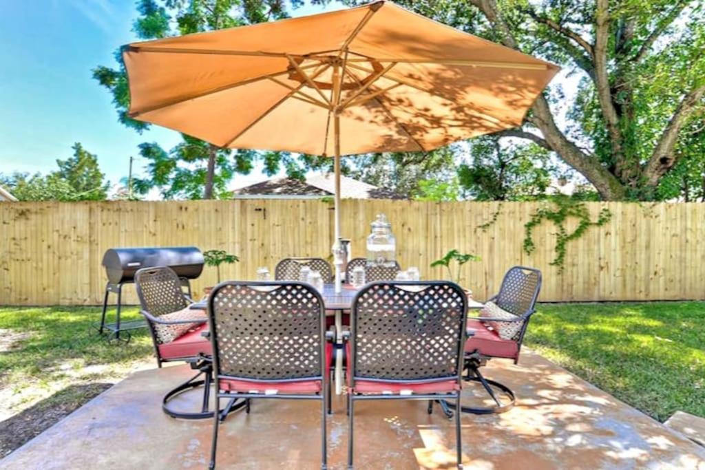 Spacious House With Big Backyard In N. Hyde Park / Close To Downtown Tampa Exterior photo